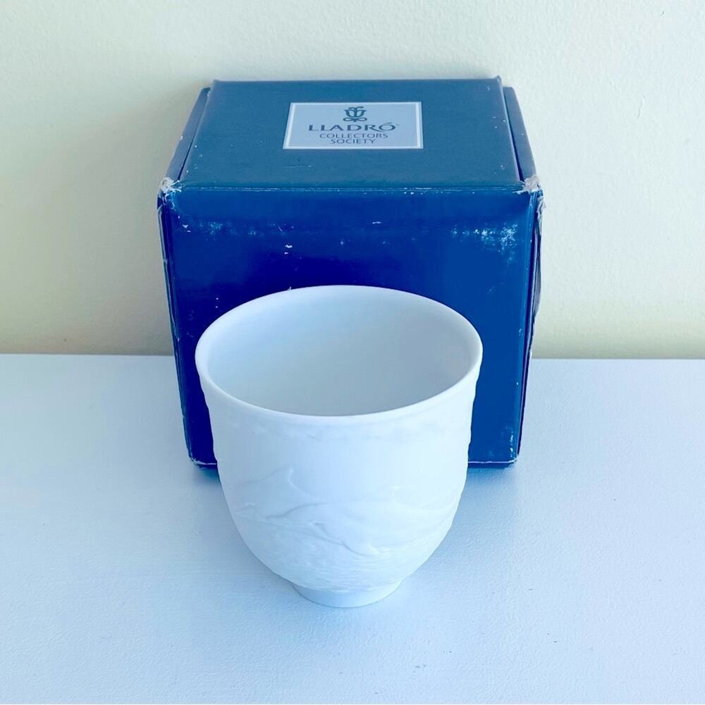 Lladró Vtg DOLPHINS AT PLAY 98' Porcelain Votive Candle Cup Bisque Collectible